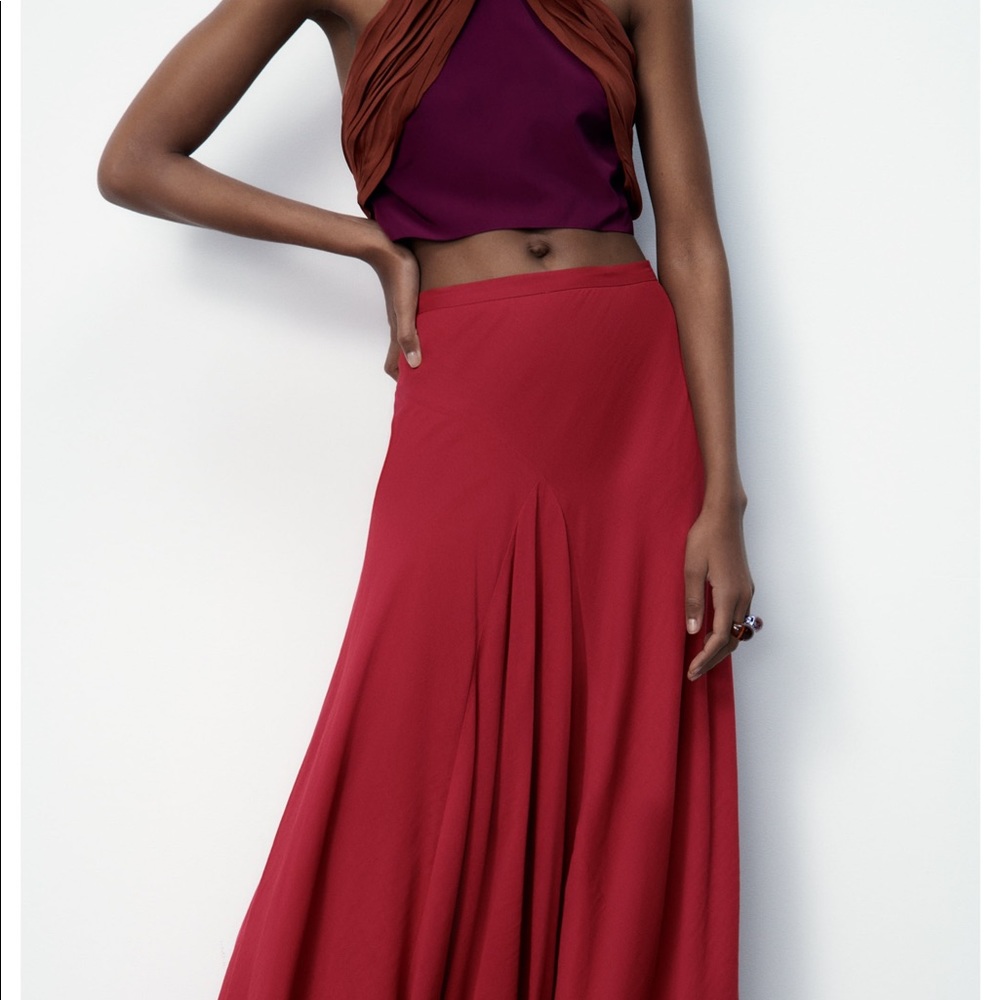 FLOWY SKIRT LIMITED EDITION